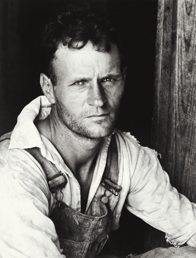 Alabama Tenant Farmer Floyd Bourroughs 1936
								Epreuve gélatino-argentique
								22,9 x 18,4 cm
								Collection particulière, San Francisco
								© Walker Evans Archive, The Metropolitan Museum of Art
								Photo: © Fernando Maquieira, Cromotex